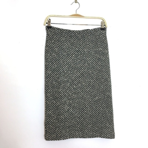 Ralph Lauren Collection Tweed Herringbone Suit​​​​​​​​​​​​​​​​​​​​​​​​ - Picture 6 of 9